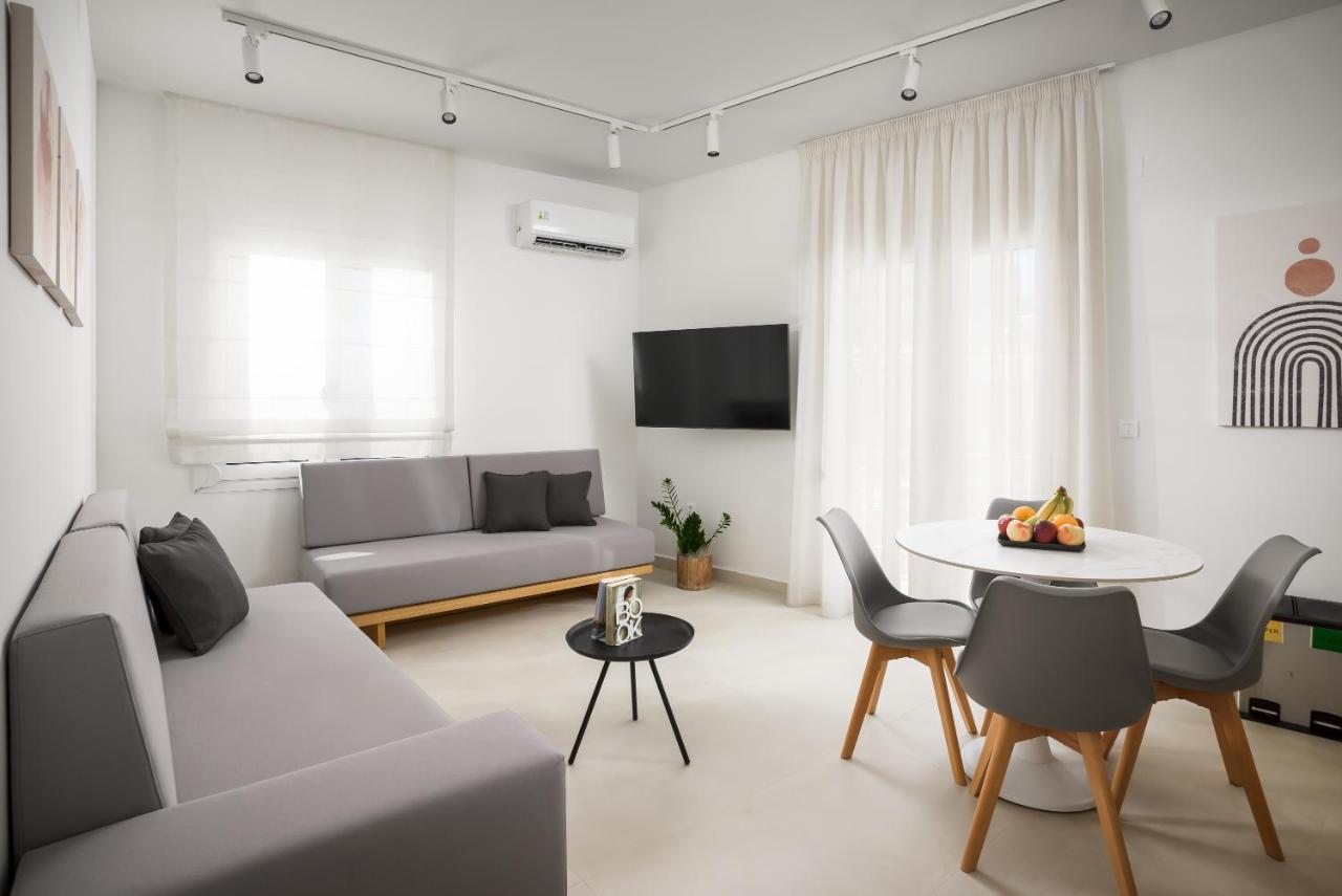The H Experience - Eclectic Spacious Apartment Near Venetian Castle - 2 Candia Esterno foto